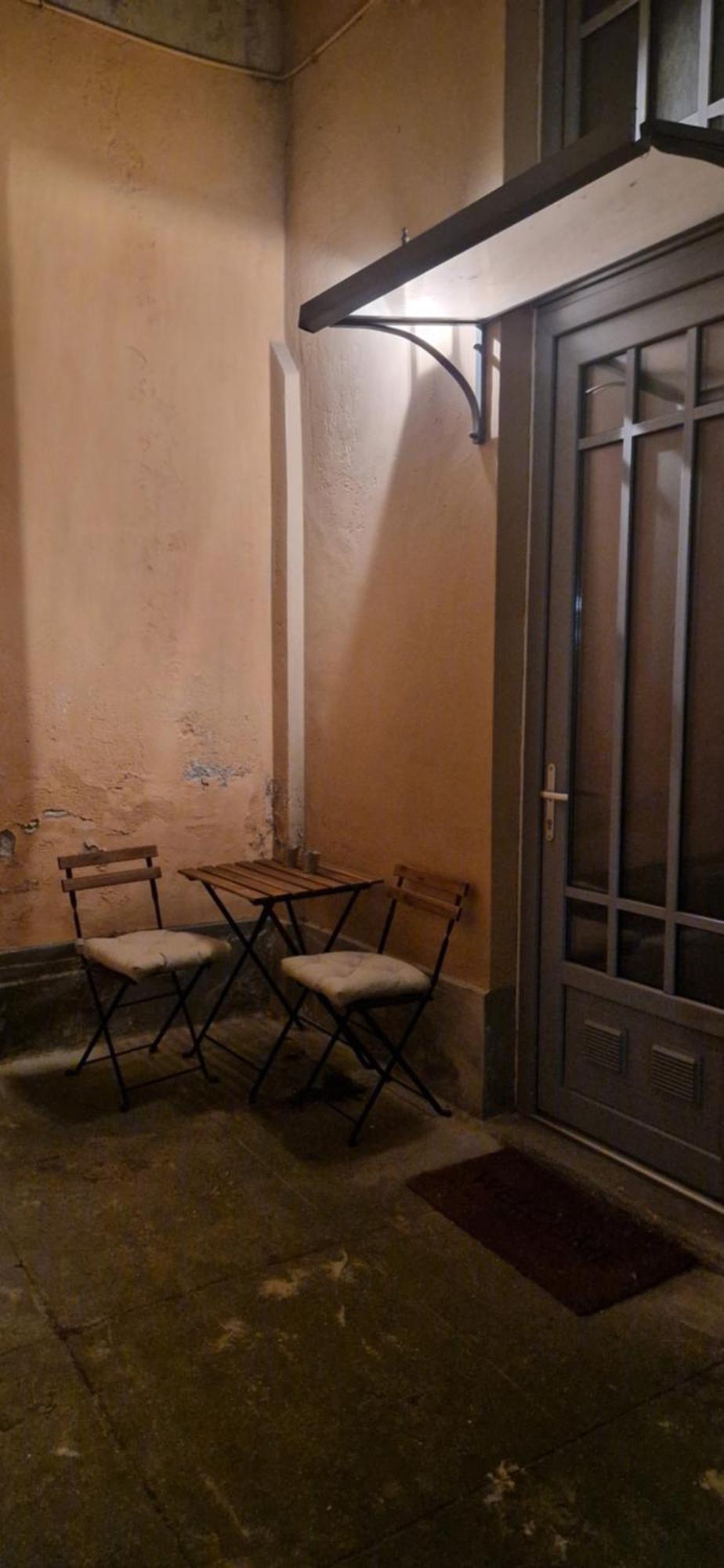 In Verticale Торино Екстериор снимка
